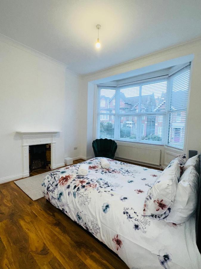 Newly Refurbished Two Bedrooms Flat St Leonards-on-Sea Extérieur photo