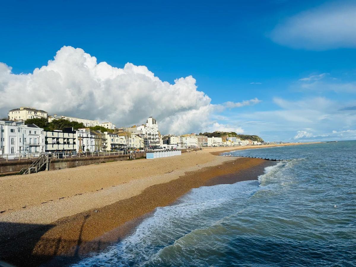 Newly Refurbished Two Bedrooms Flat St Leonards-on-Sea Extérieur photo