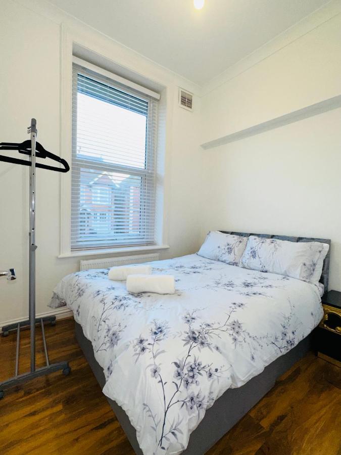 Newly Refurbished Two Bedrooms Flat St Leonards-on-Sea Extérieur photo